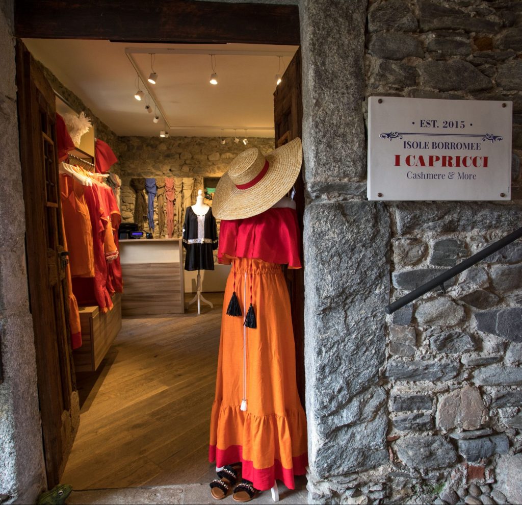 Isola-Bella-Vicolo-Fornello-Shop