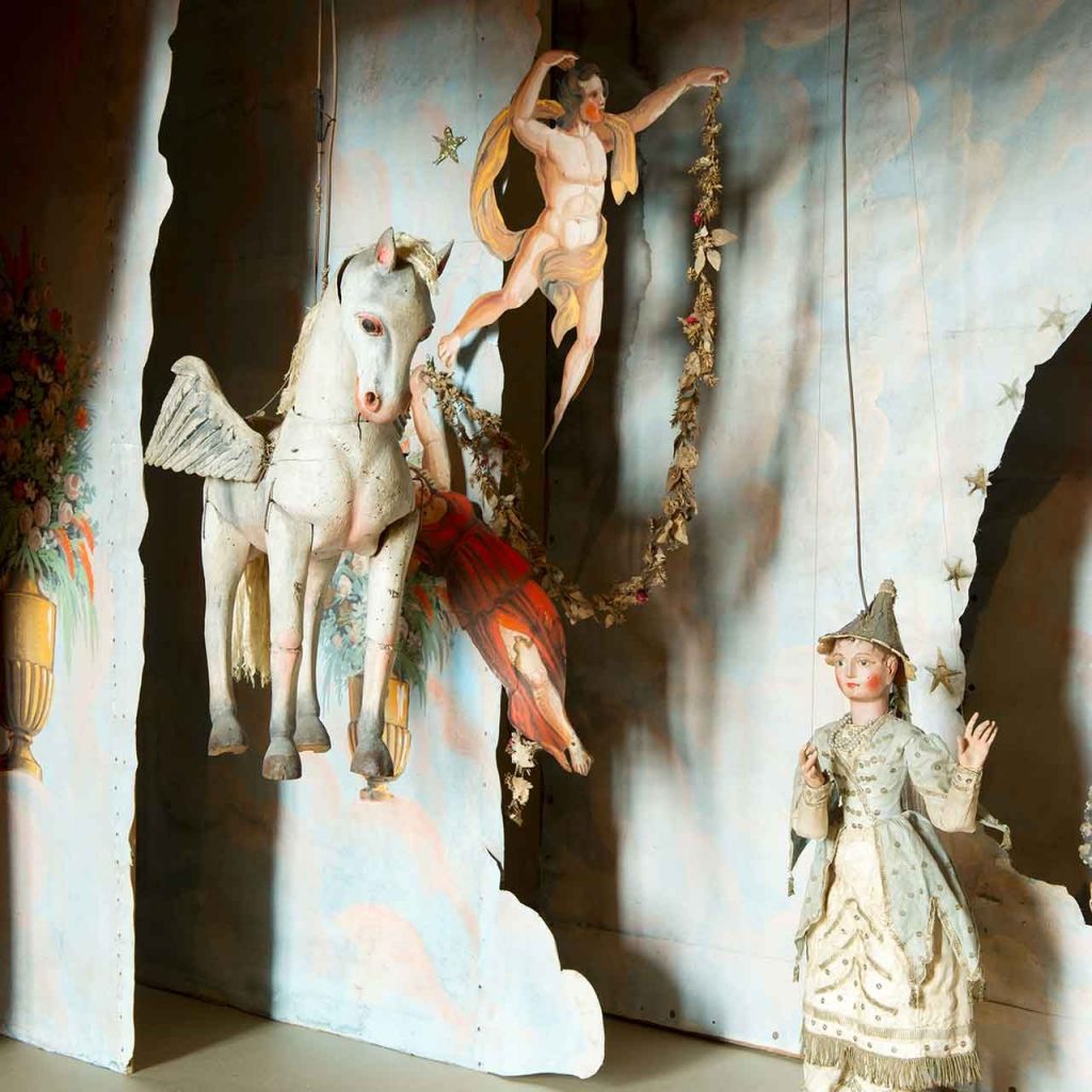 Isola-Madre-Teatro-marionette_dettaglio