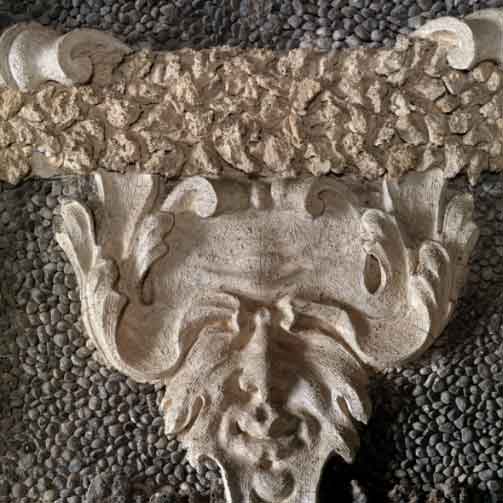 L’APPARTAMENTO DELLE GROTTE